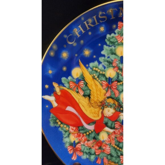 Antique Avon Collector's Porcelain Plate "Trimming the Tree" - Picture 7 of 9